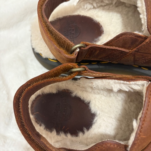 Doc martens size 8 - Picture 2 of 4